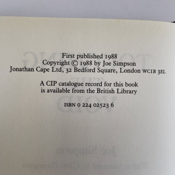 joe simpson touching the void first edition2