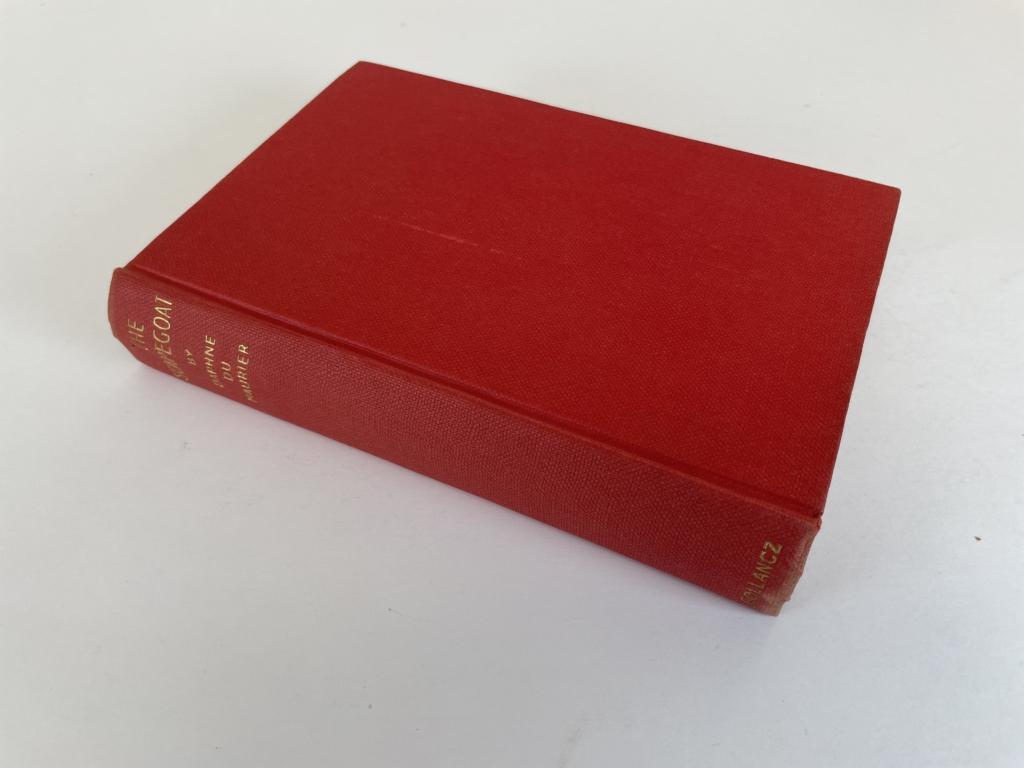 daphne du maurier the scapegoat first 4