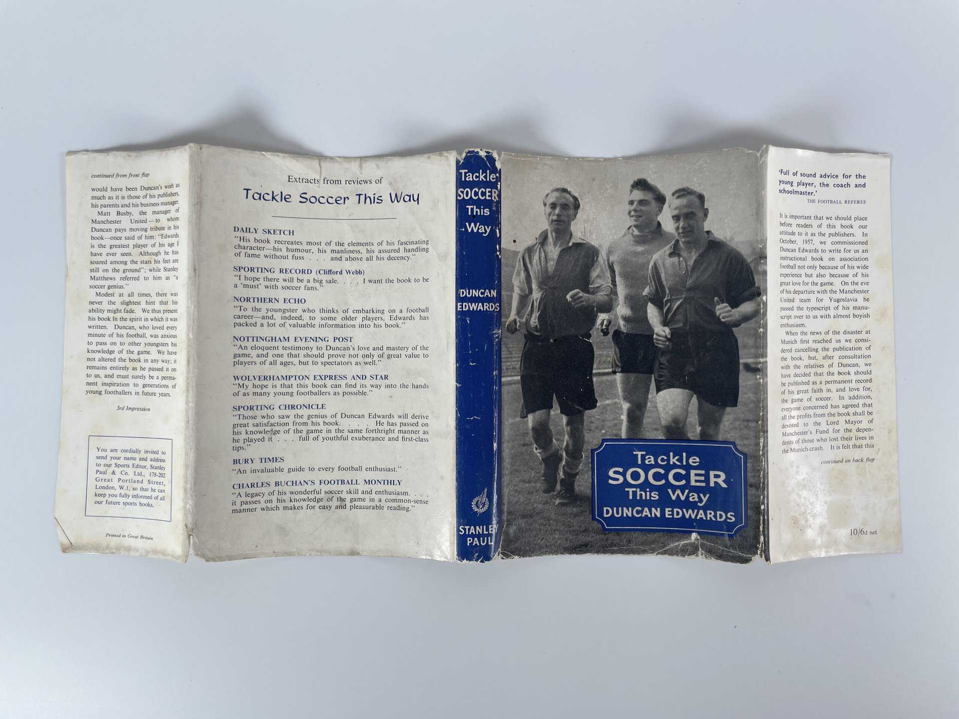 duncan edwards tackle soccer this way first edition4