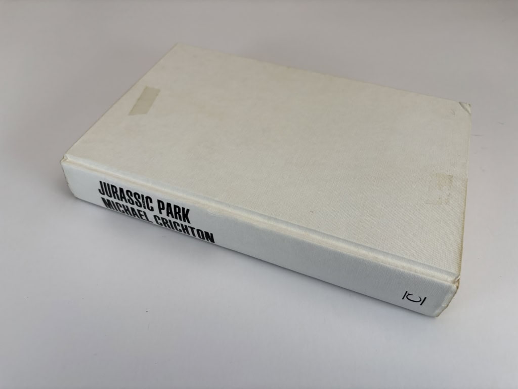 michael crichton jurassic park first edition3
