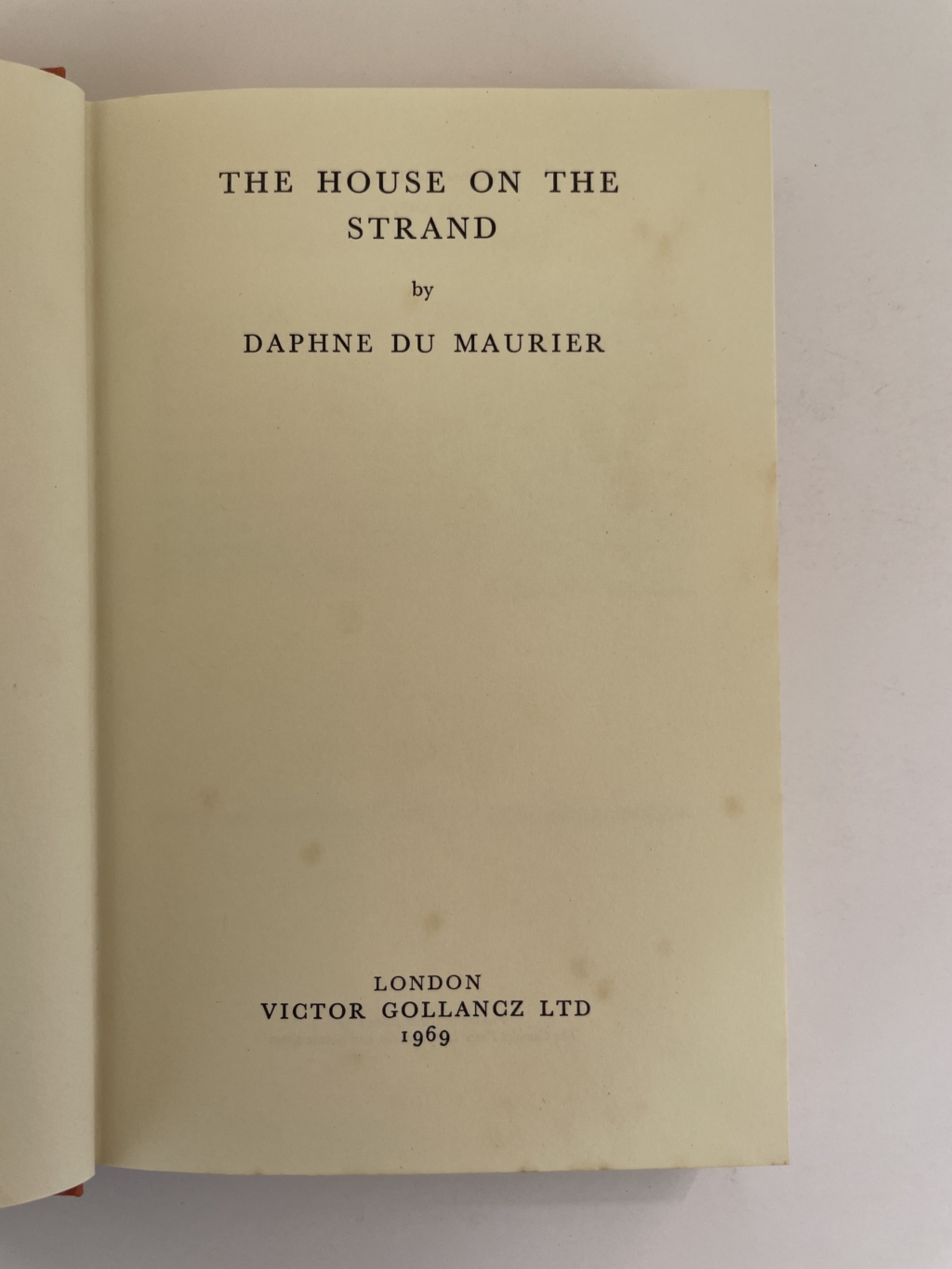 daphne du maurier the house on the strand first edi2