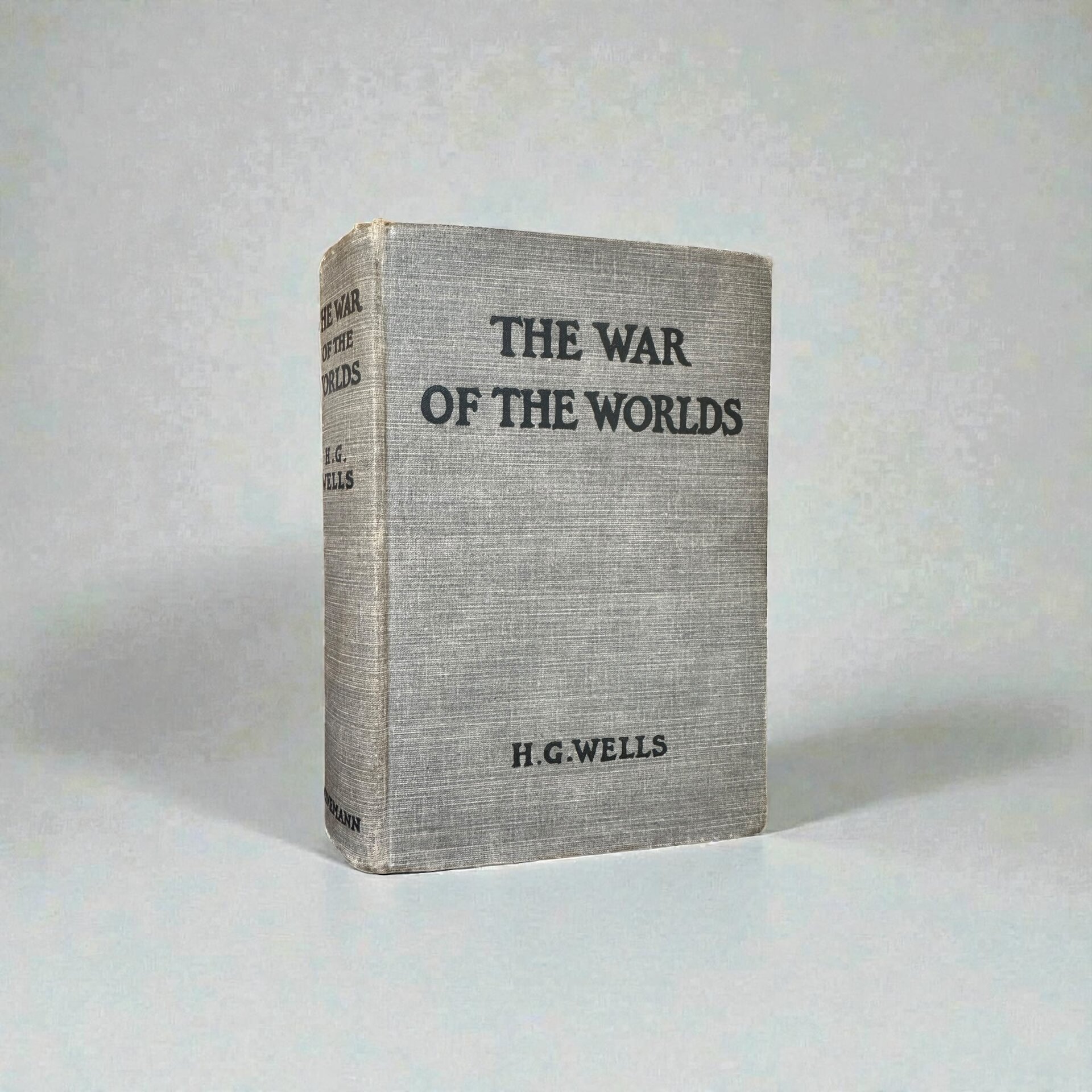 The War of the Worlds - First UK Edition - Rare