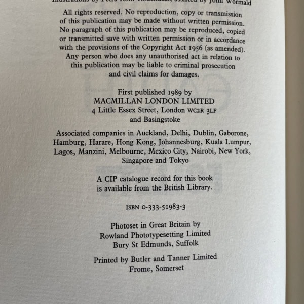 ken follett the pillars of the earth first edi2