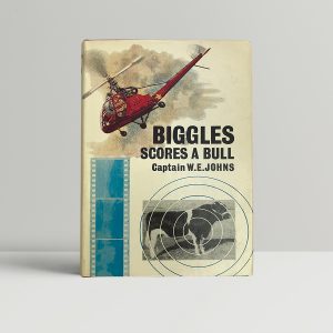 we johns biggles scores a bull 1st ed1