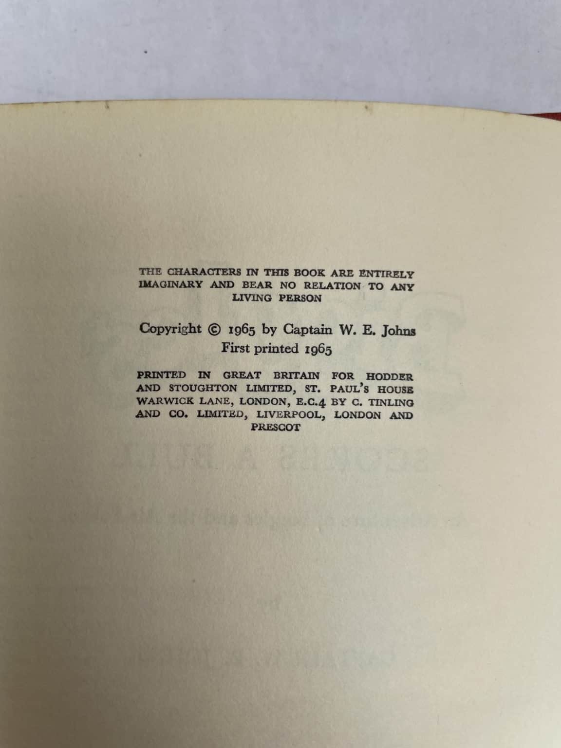 we johns biggles scores a bull first ed2