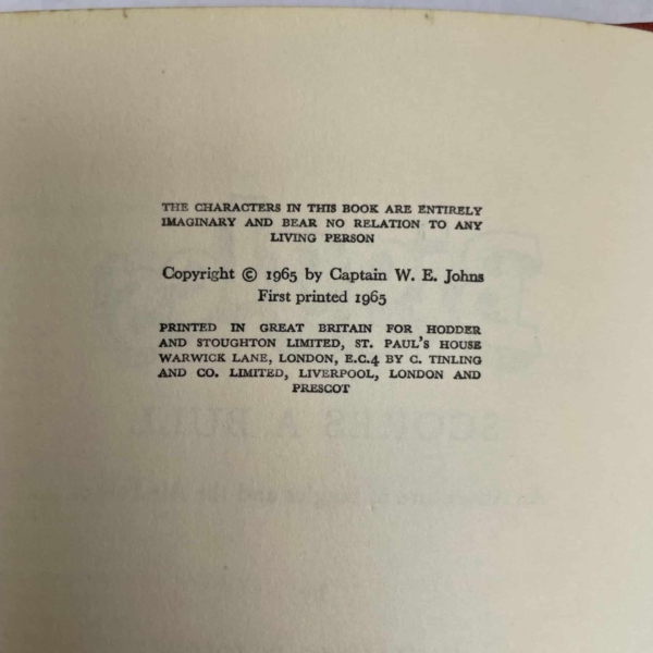 we johns biggles scores a bull first ed2