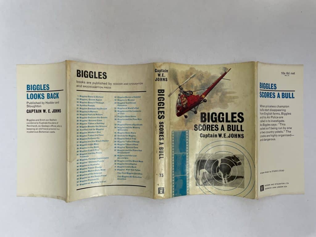 we johns biggles scores a bull first ed4