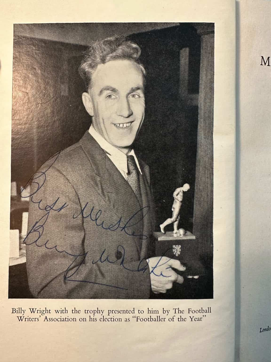 billy wright the worlds my football pitch signed first edition5