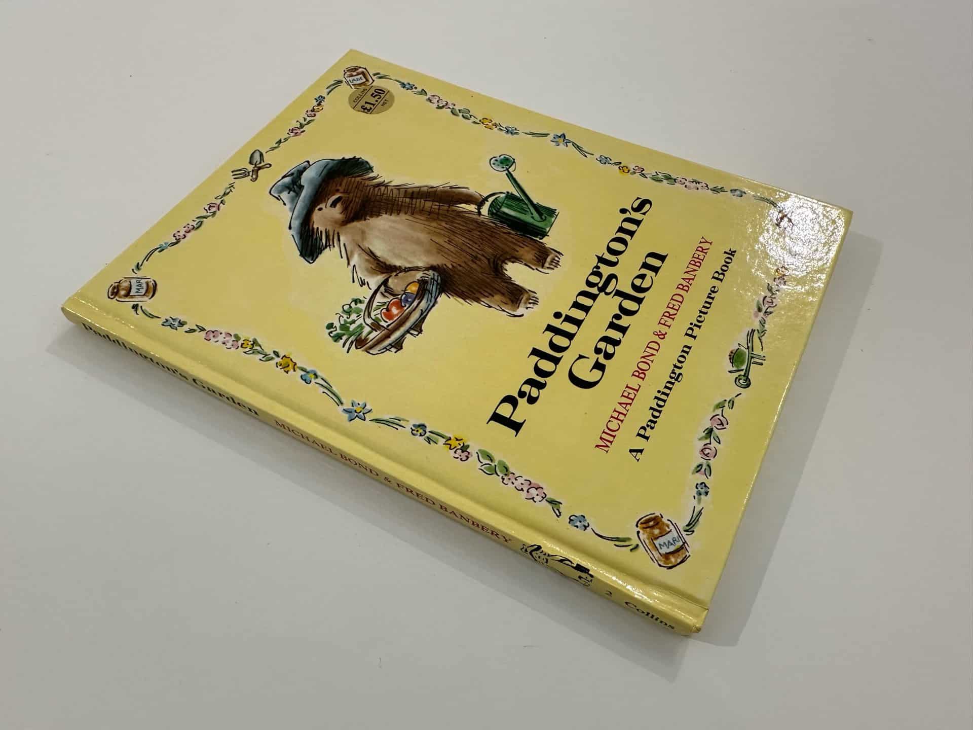 Michael Bond [Fred Banbery] - Paddington's Garden - First Edition 1972