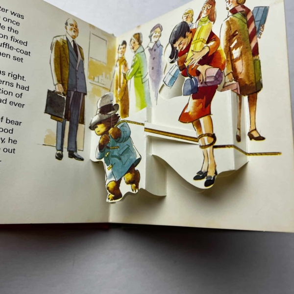 michael bond paddingtons shopping adventure first ed5