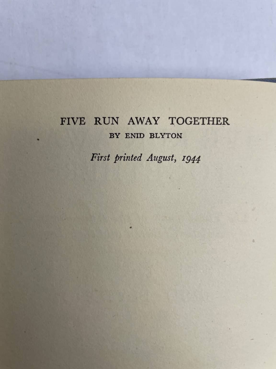 enid blyton five run away together first edition2