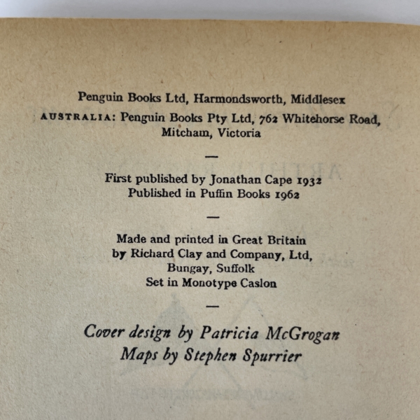 arthur ransome swallows and amazons paperback2