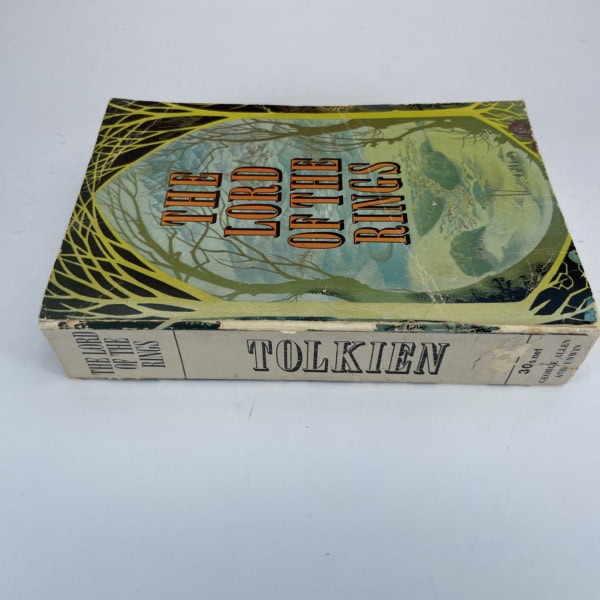 jrr tolkien the lord of the rings first paperback3