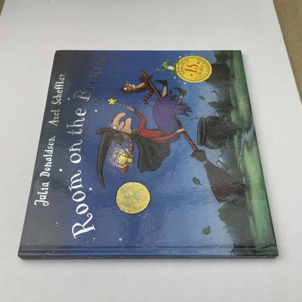 julia donaldson room on the broom first 3