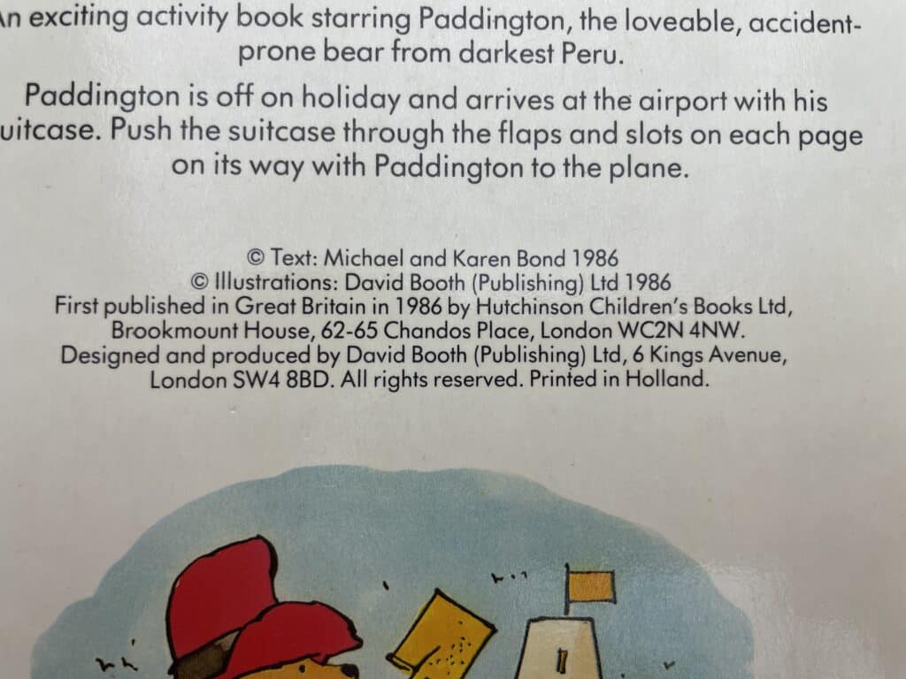 michael bond paddington at the airport first edition2