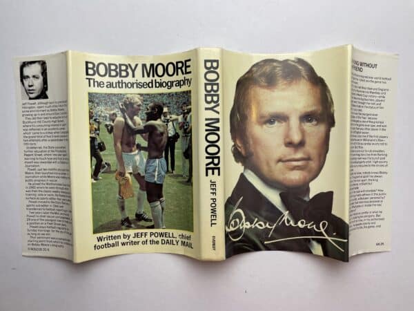bobby moore autobiography first edition4