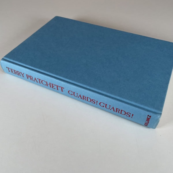 terry pratchett guards guards firstedition3