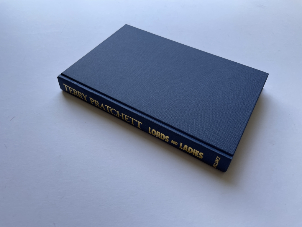 terry pratchett lords and ladies first ed3