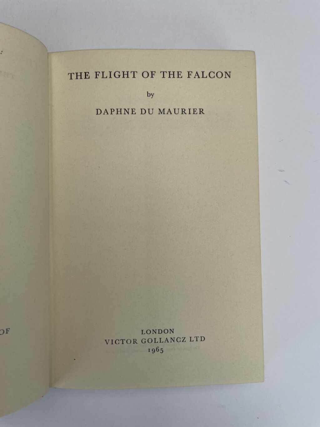 daphne du maurier the flight of the falcon first ed2