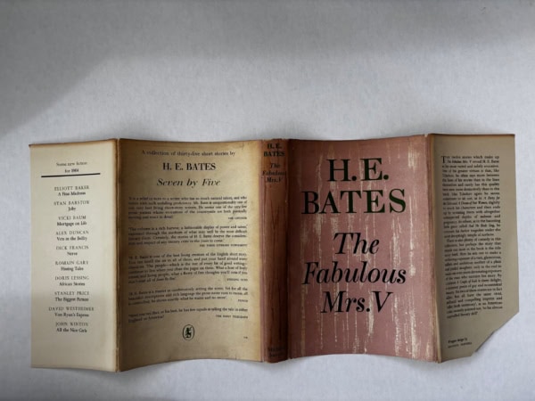 he bates the fabulous mrs v first edi4