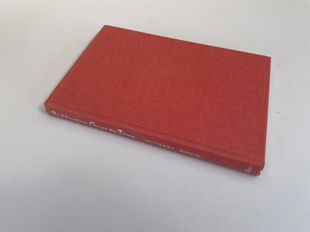 michael bond paddington goes to town first ed 3