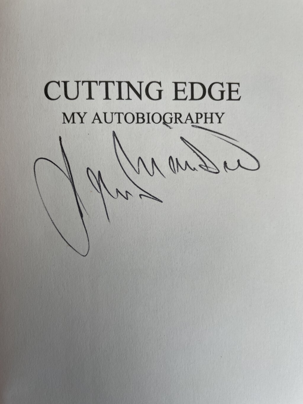 javed miandad cutting edge signed first edition2