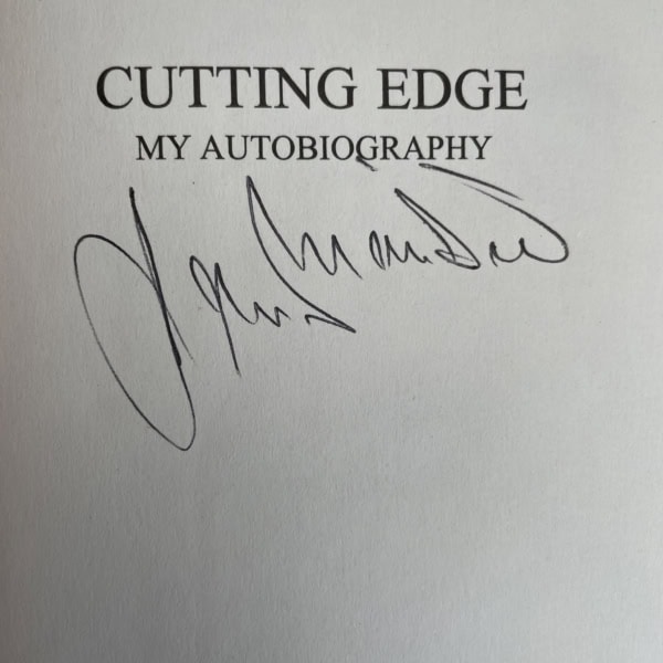 javed miandad cutting edge signed first edition2