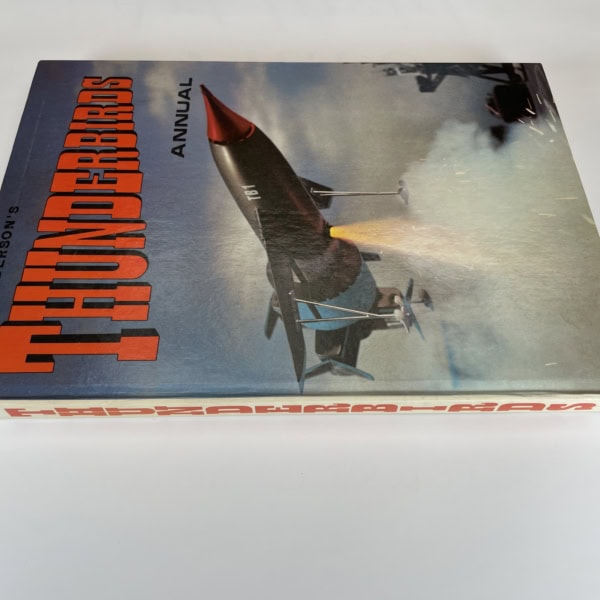 thunderbirds annual signed 4