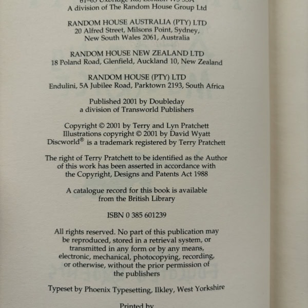 terry pratchett the amzing maurice first edition 2