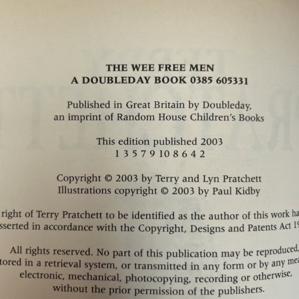 terry pratchett the wee free man first ed2