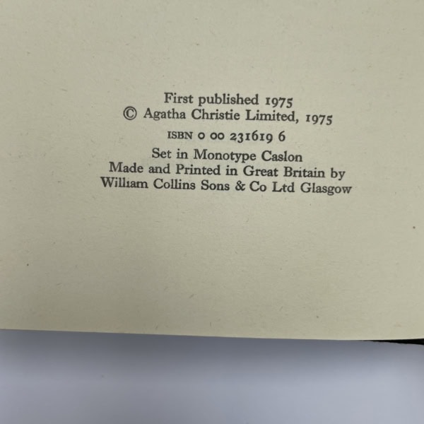 agatha christie curtain signed pics first edition3