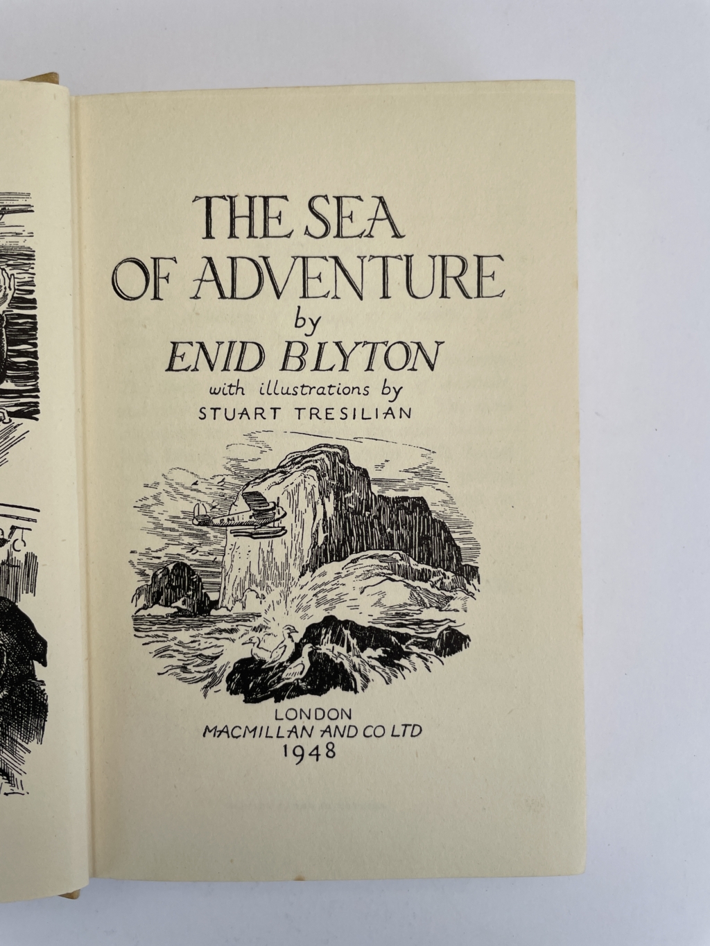 enid blyton the sea of adventure first ed2