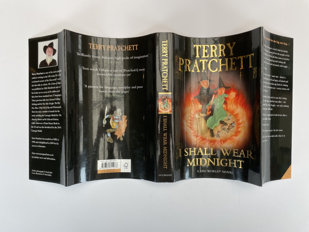 terry pratchett i shall wear midnight first edition4