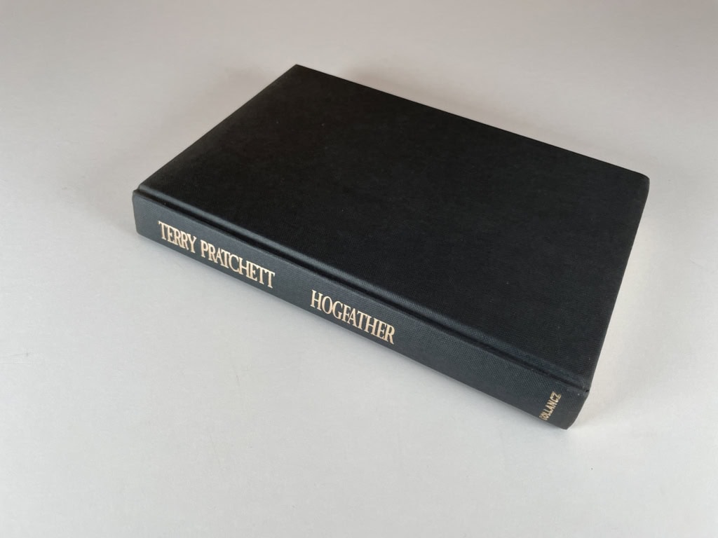 terry pratchett hogfather firstedition3