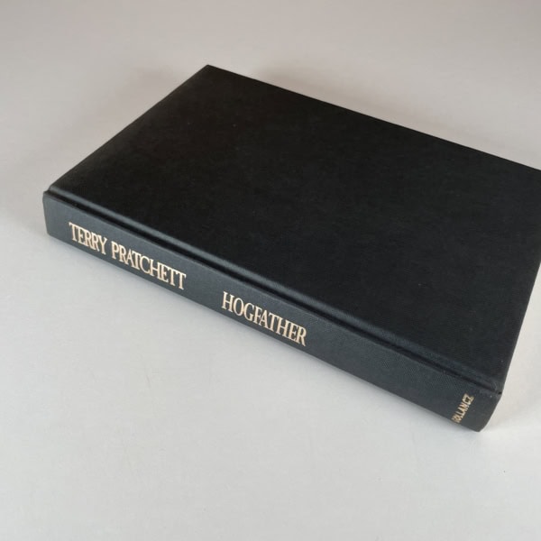 terry pratchett hogfather firstedition3
