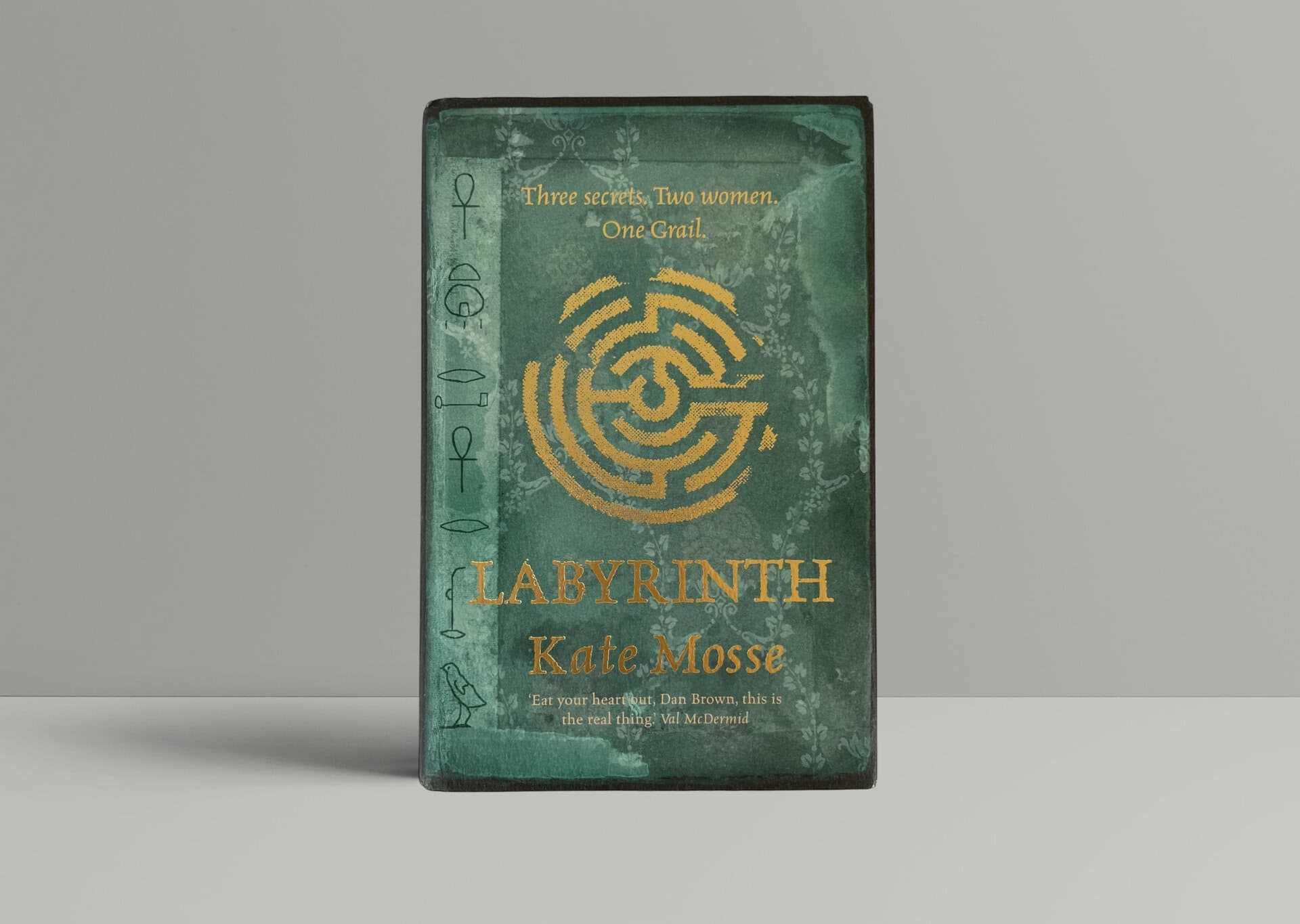 Kate Mosse SEPULCHRE サイン入ケイトモッセ　セパルカー　小説 Sepulchre by Kate Mosse | Waterstones