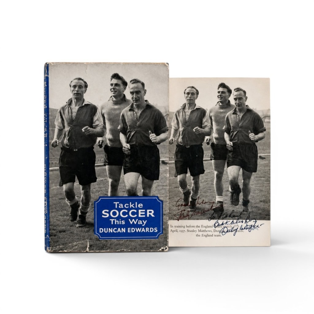 Duncan Edwards - Signed Photo