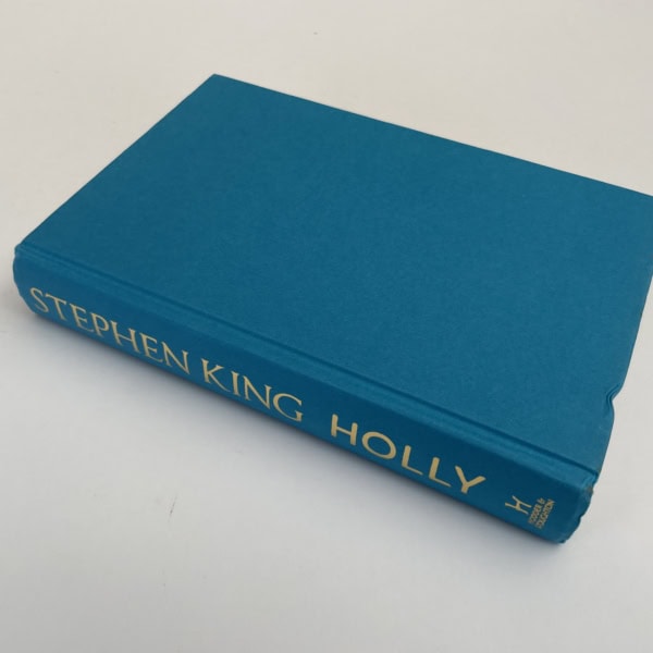 stephen king holly first uk edi3