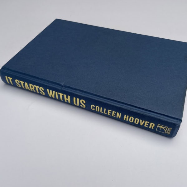 colleen hoover it starts with us first edition3