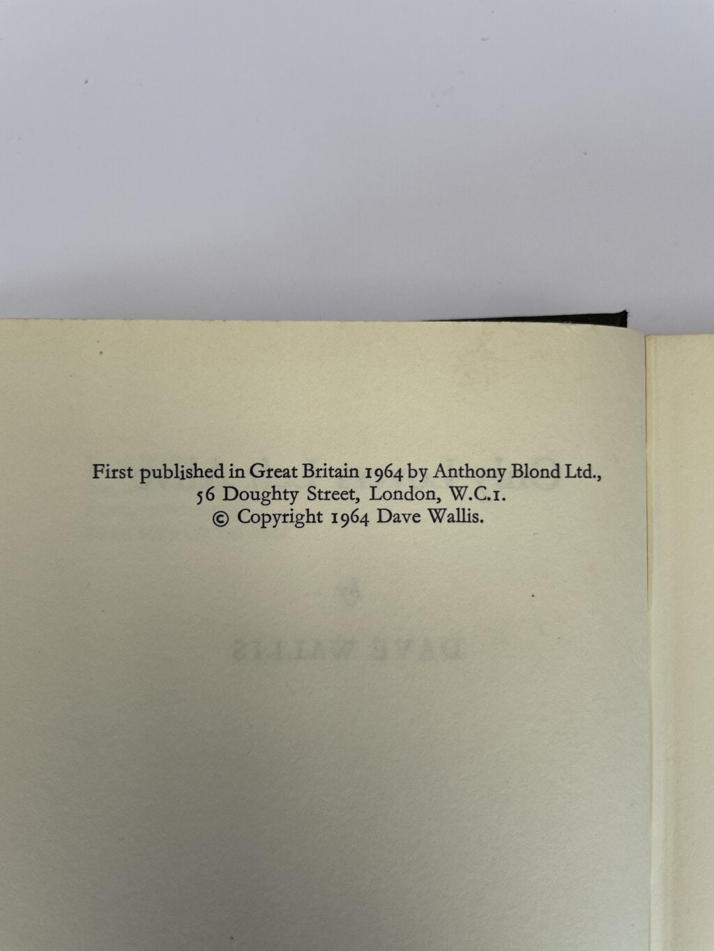 dave wallis only lovers left alive first edition2