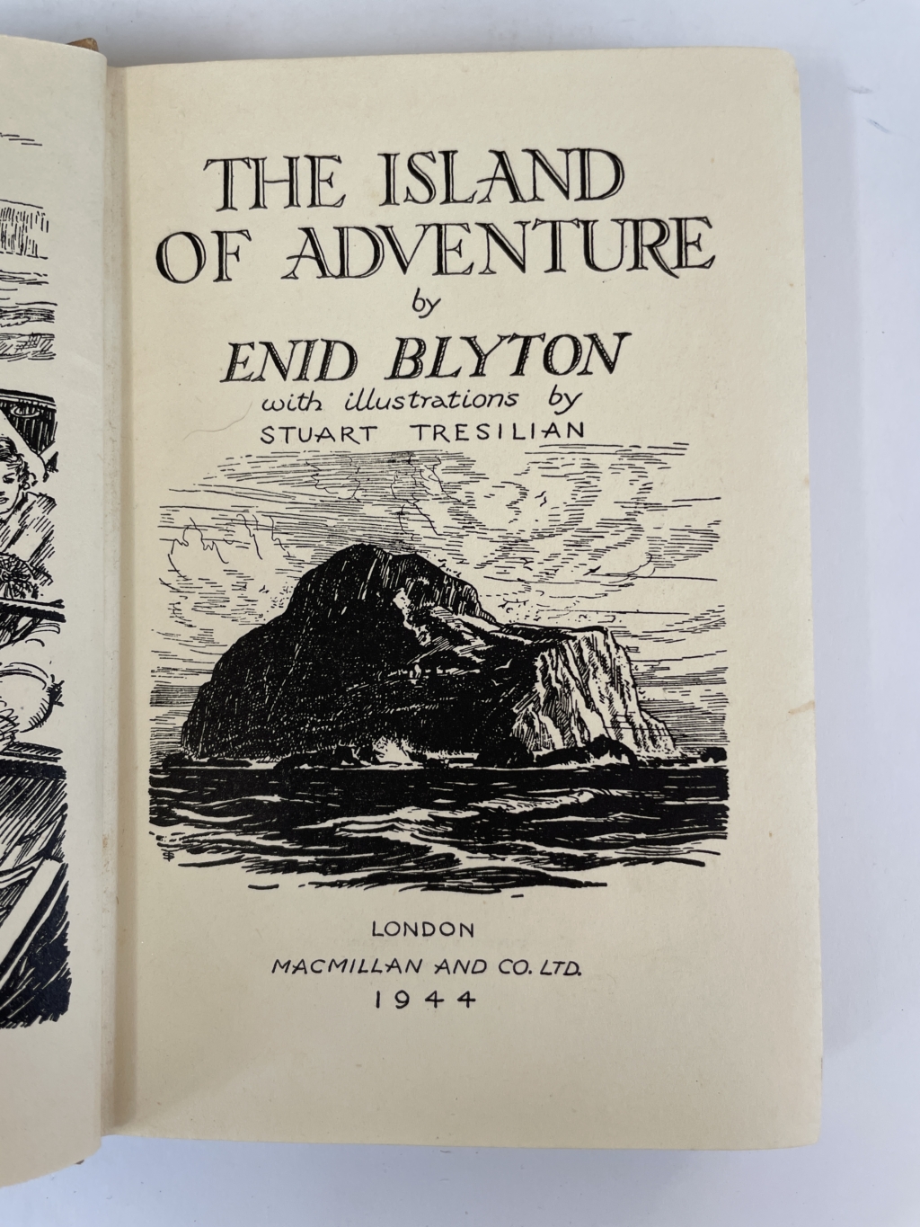 enid blyton the adventure series 4