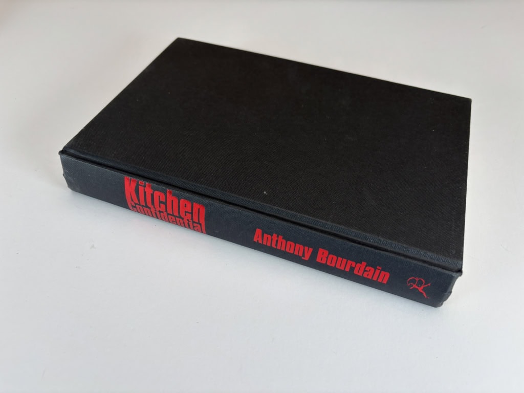 anthoiny bourdain kitchen confidential first ed3