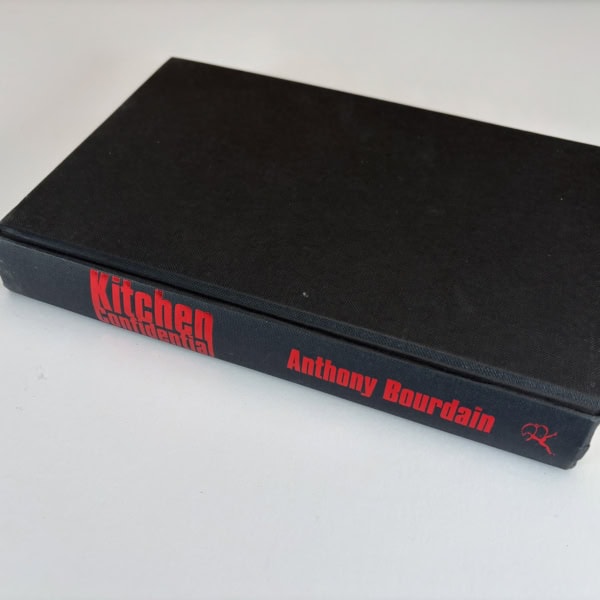 anthoiny bourdain kitchen confidential first ed3