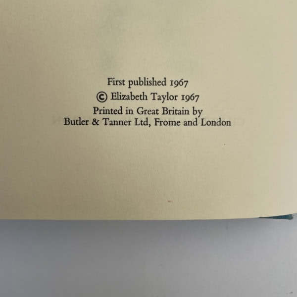 elizabeth taylor mossy trotter first ed2