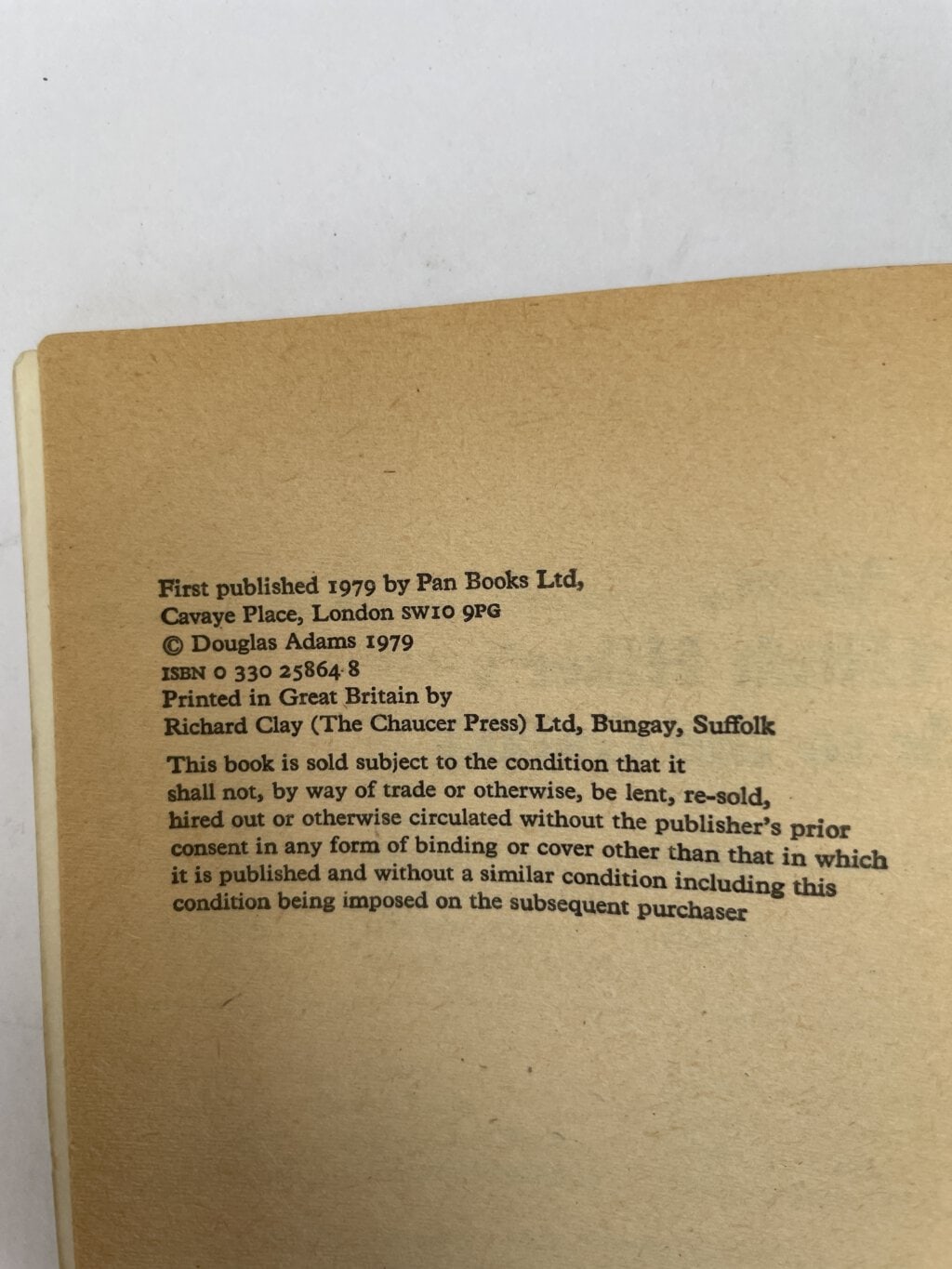 douglas adams the hitch hikers guide to the galaxy first ed2
