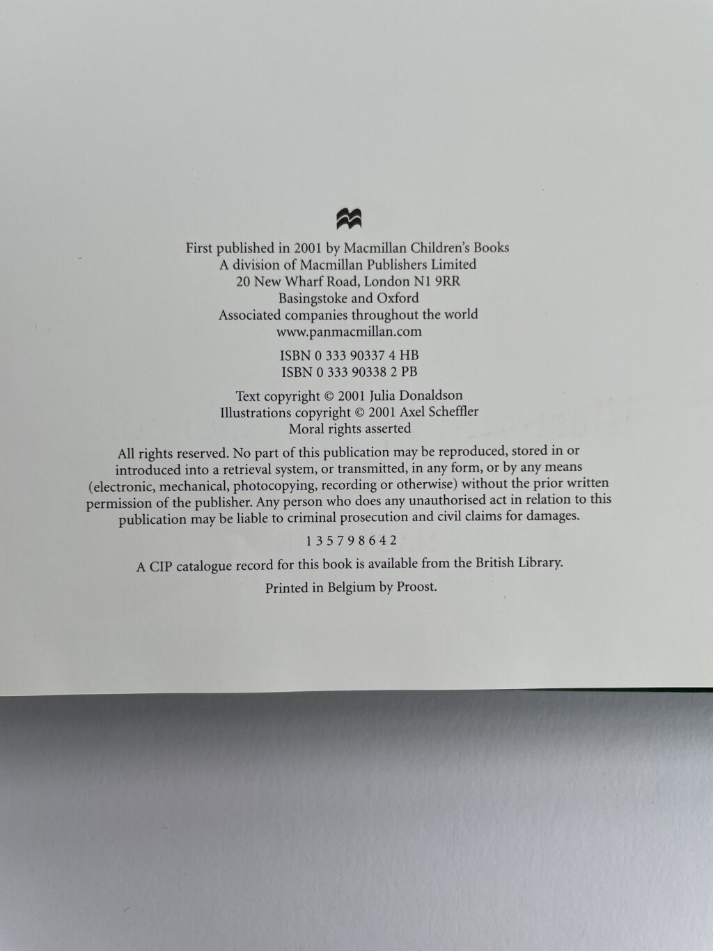 julia donaldson room on the broom with wrapper 2