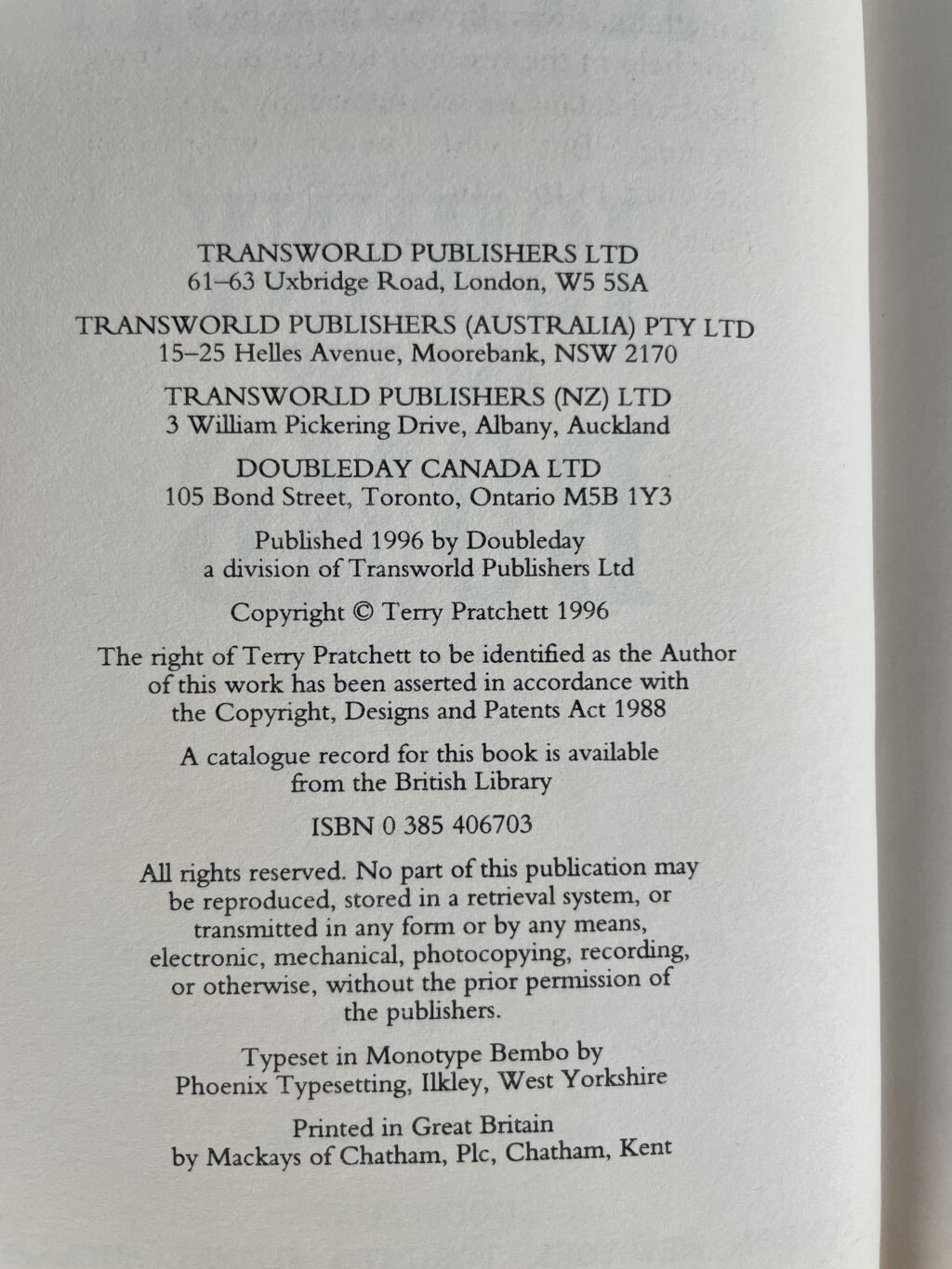 terry pratchett johnny and the bomb first 2