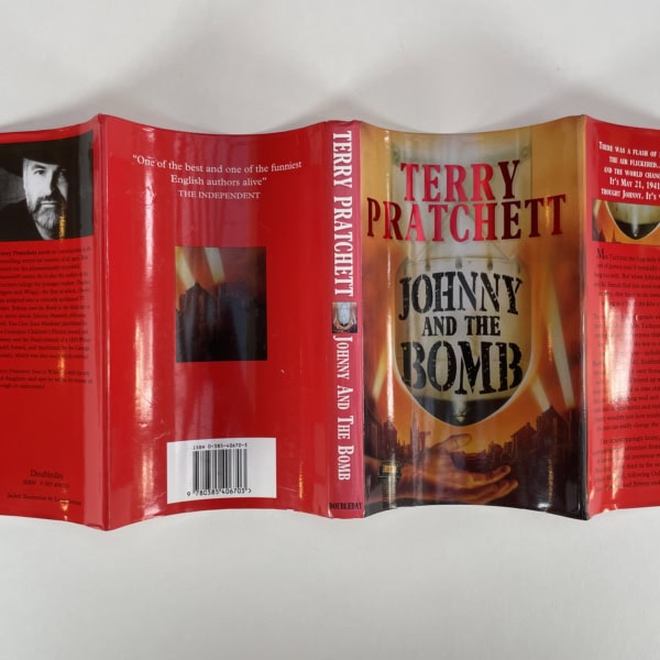 terry pratchett johnny and the bomb first 4