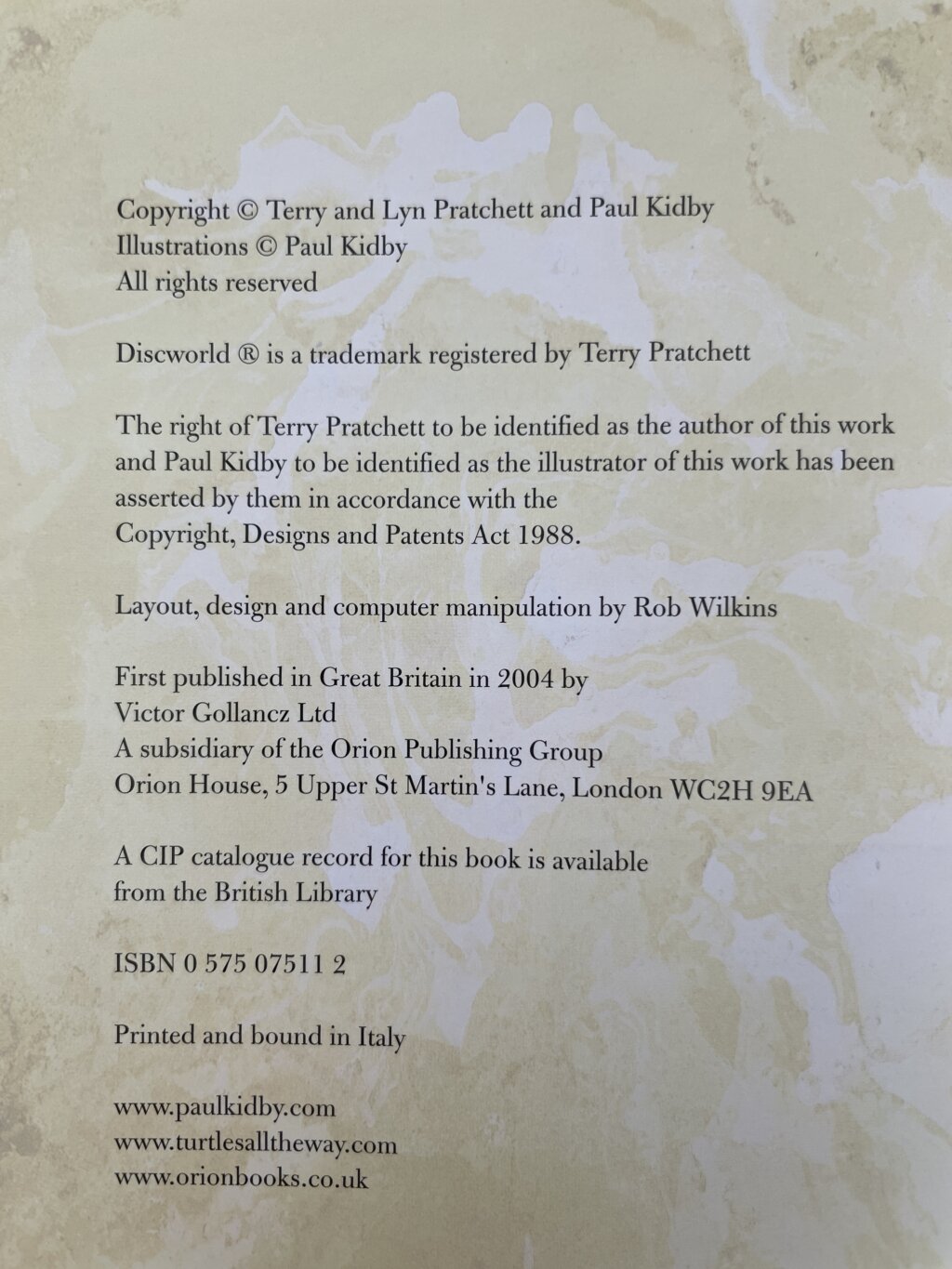 terry pratchett the art of discworld first 2