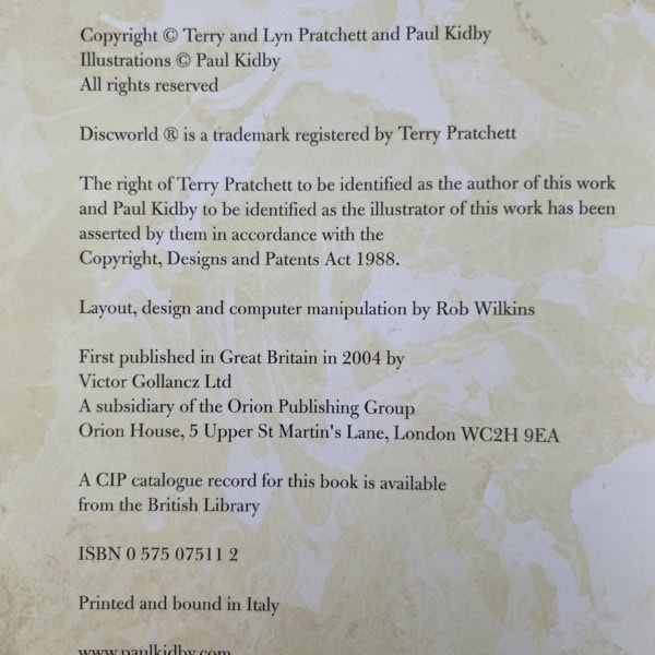 terry pratchett the art of discworld first 2